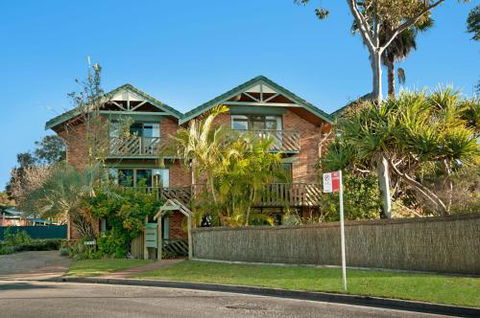 Gilmore Court 4 Byron Bay - Accommodation Batemans Bay 0
