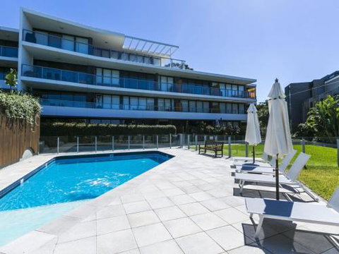 LORNE CHALET APARTMENT 36 Central Location - Accommodation Batemans Bay 3