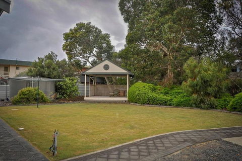 Coffin Bay Retreat - Accommodation Batemans Bay 1