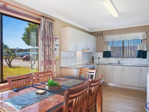 Apollo Unit 12 - Accommodation Batemans Bay 6