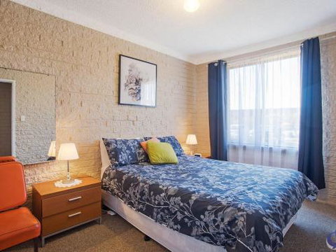 Apollo Unit 12 - Accommodation Batemans Bay 3