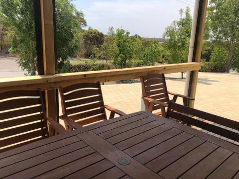 The Boathouse - Accommodation Batemans Bay 6