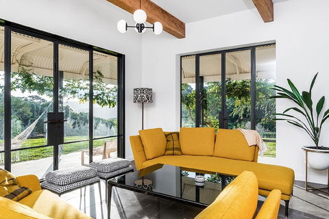 Your Luxury Escape - Fairway - Accommodation Batemans Bay 4