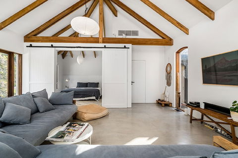 Your Luxury Escape - Fairway - Accommodation Batemans Bay 5
