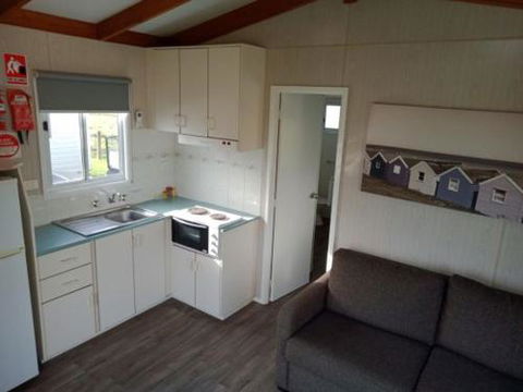 Lang Lang Caravan Park - Accommodation Batemans Bay 2