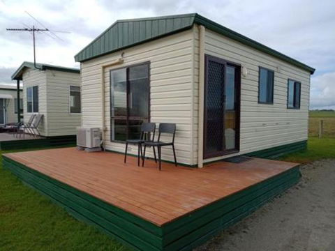 Lang Lang Caravan Park - Accommodation Batemans Bay 1
