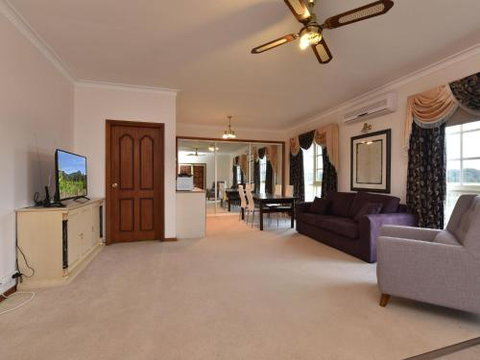 Wine Country Homestead 1br Studio - Accommodation Batemans Bay 6