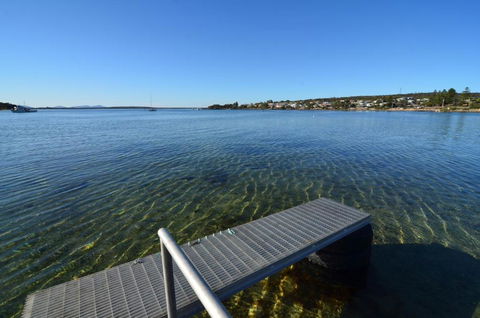 CDC 625 Beach House - Accommodation Batemans Bay 1