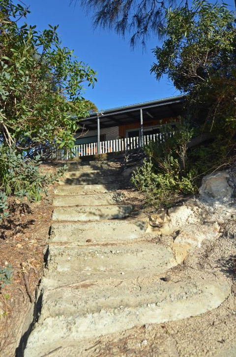 CDC 625 Beach House - Accommodation Batemans Bay 2