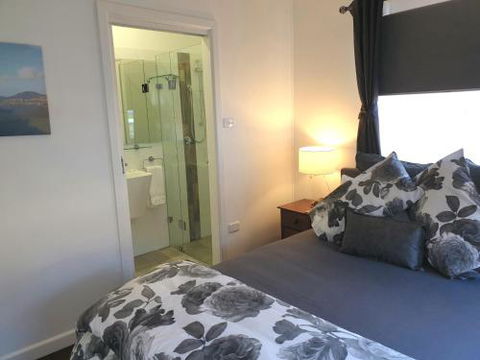 NEW Winston Cottage Leura Views & Location - Accommodation Batemans Bay 4