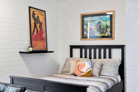Soho Chic Apartment - Accommodation Batemans Bay 0