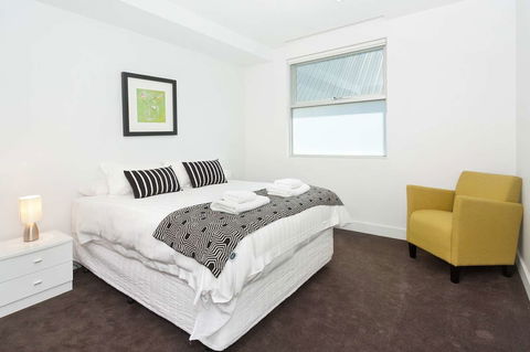 Apartment On Broadway - Accommodation Batemans Bay 3