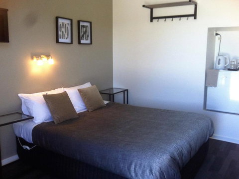 Greenleigh Cooma Motel - Accommodation Batemans Bay 6