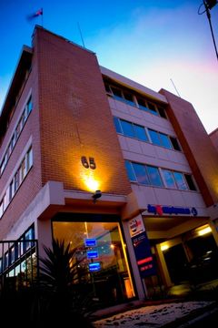 Easystay Studio Apartments - Accommodation Batemans Bay 0