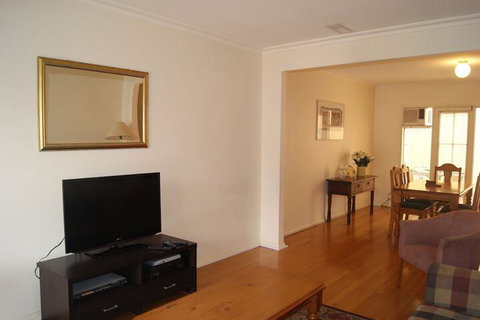 Moonee Valley Views Apartments - Accommodation Batemans Bay 1