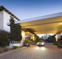 Ramada by Wyndham Diplomat Canberra - Accommodation Batemans Bay