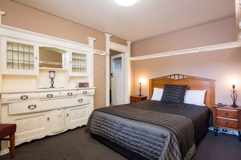 Graham Apartments - Accommodation Batemans Bay 5