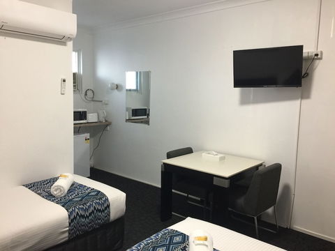 Newcastle Motel - Accommodation Batemans Bay 6