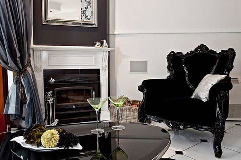 The Castle On Tamborine - Accommodation Batemans Bay 3