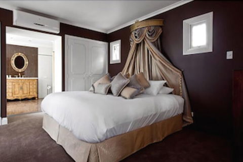 The Castle On Tamborine - Accommodation Batemans Bay 2