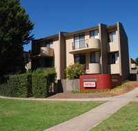 Manuka Park Apartments - Accommodation Batemans Bay