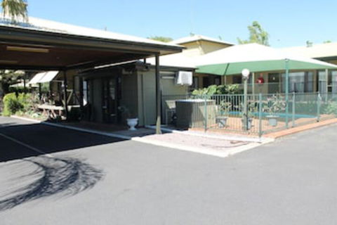 Lake Forbes Motel - Accommodation Batemans Bay 0