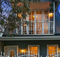 4 Ensuite Chelsea Villa CBD Airport - Accommodation Batemans Bay