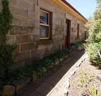Christopher Halls Colonial Accommodation - Accommodation Batemans Bay