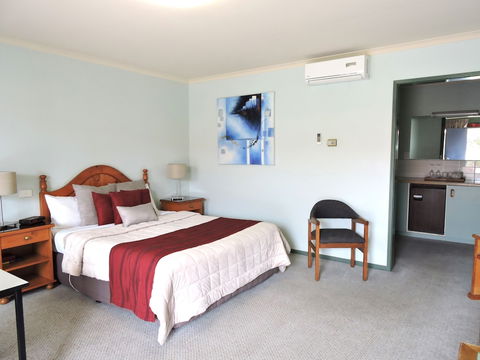 Melaleuca Motel - Accommodation Batemans Bay 2