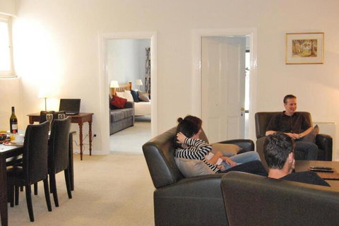 Brayfield Cottage - Accommodation Batemans Bay 3