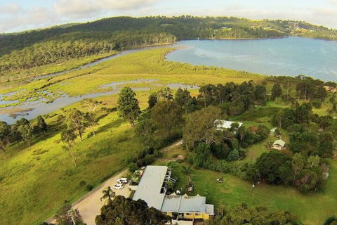 Top Of The Lake Units - Accommodation Batemans Bay 1