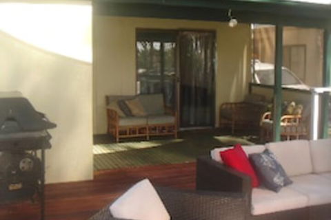 Eleven From The Left - Accommodation Batemans Bay 6