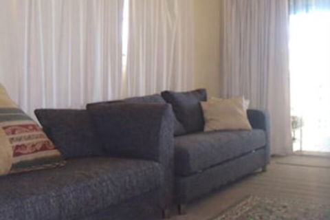 Eleven From The Left - Accommodation Batemans Bay 3