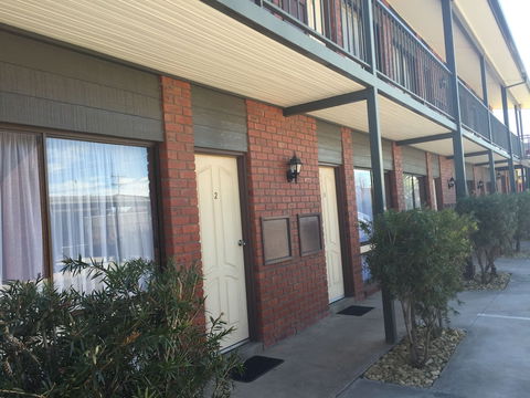 Ploughmans Motor Inn - Accommodation Batemans Bay 4