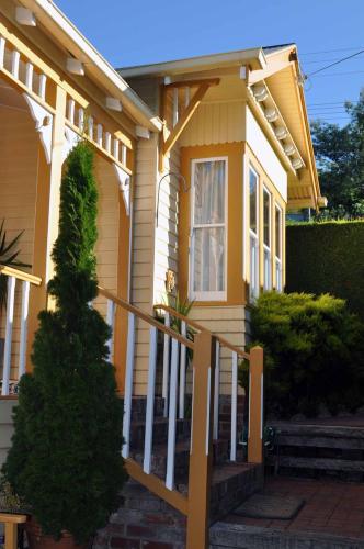 Belton Apartments - Accommodation Batemans Bay 2