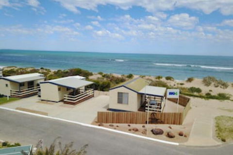 Sunset Beach Holiday Park - Accommodation Batemans Bay 0