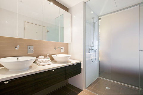 Darwin Waterfront Luxury Suites - Accommodation Batemans Bay 4