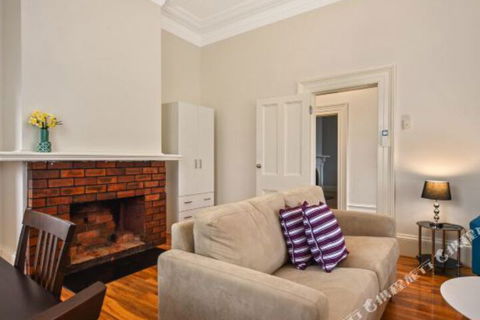 The Accommodation Group Nineteen20 Invermay - Accommodation Batemans Bay 2