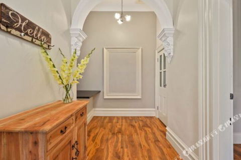 The Accommodation Group Nineteen20 Invermay - Accommodation Batemans Bay 5