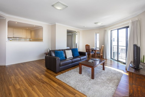 Perth West End Apartment 406 - Accommodation Batemans Bay 4