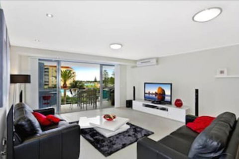 Coast Luxury Apartment 21 - Accommodation Batemans Bay 4