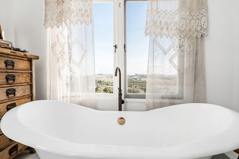 Your Luxury Escape - Bisque House - Accommodation Batemans Bay 6