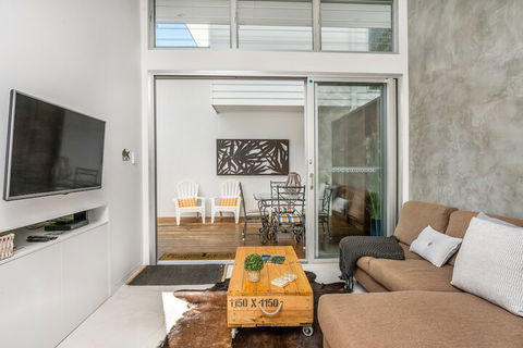 Studio 9 - Accommodation Batemans Bay 3