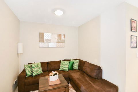 Coast Luxury Apartment 26 - Accommodation Batemans Bay 5