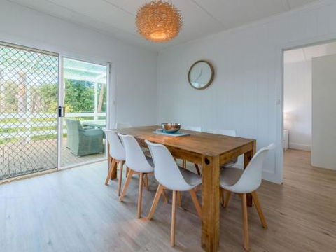 DRIFTAWAY ACROSS FROM SURF BEACH - Accommodation Batemans Bay 3