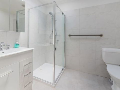 DRIFTAWAY ACROSS FROM SURF BEACH - Accommodation Batemans Bay 5