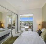 Hinterland Luxury 1 Bedroom Hinterland View Apt - Accommodation Batemans Bay