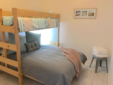 Smugglers Resort Style Apartments No 9 - Accommodation Batemans Bay 4