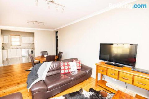William Cottage Central Heritage Home - Accommodation Batemans Bay 3