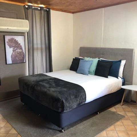 Granite Belt Cabins - Accommodation Batemans Bay 0